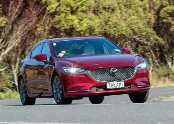 Mazda6 Takami driving around corner
