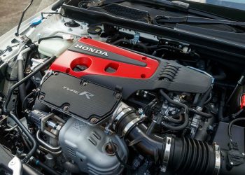 Honda Civic Type R engine bay