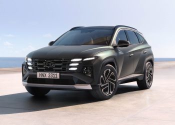 2024 Hyundai Tucson facelift front three quarter view