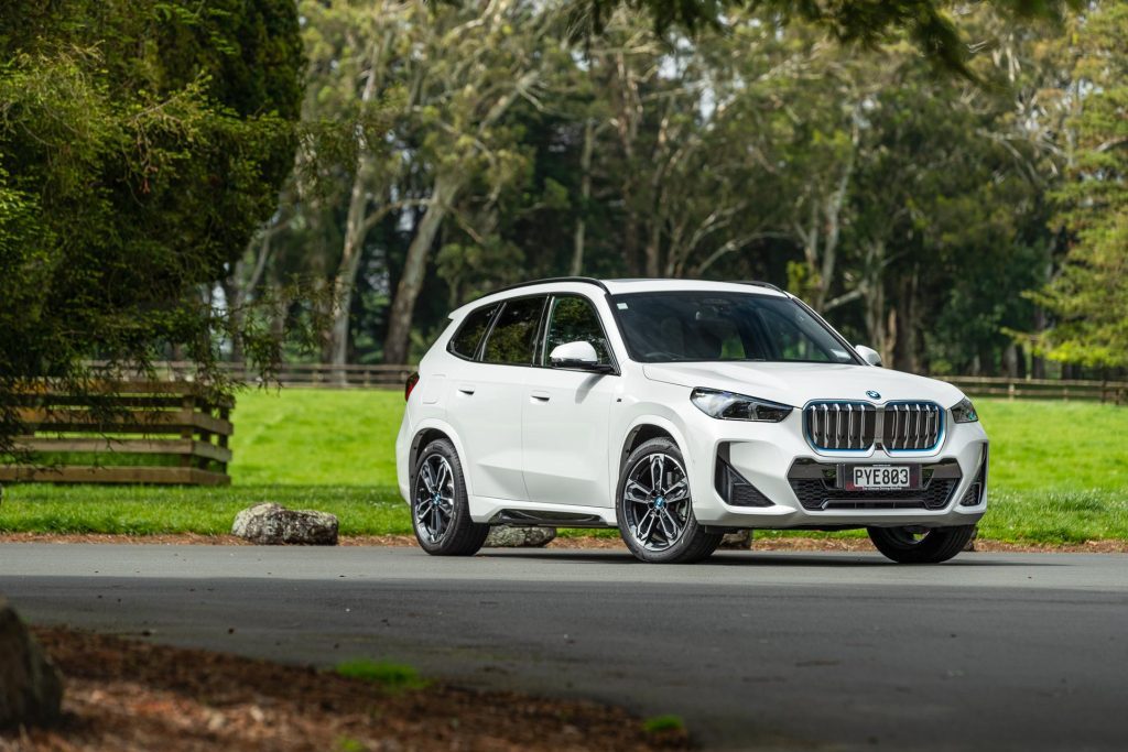 BMW iX1 xDrive30