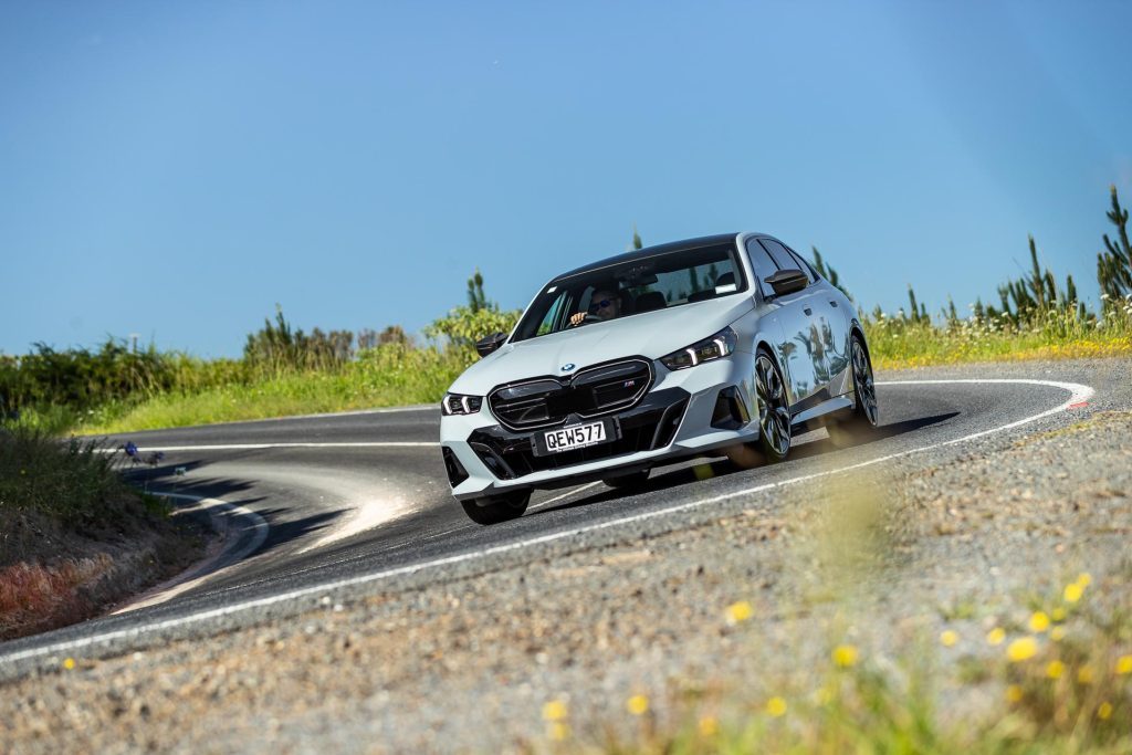 BMW i5 M60