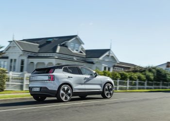 Volvo EX30 Twin-Motor performance, panning shot