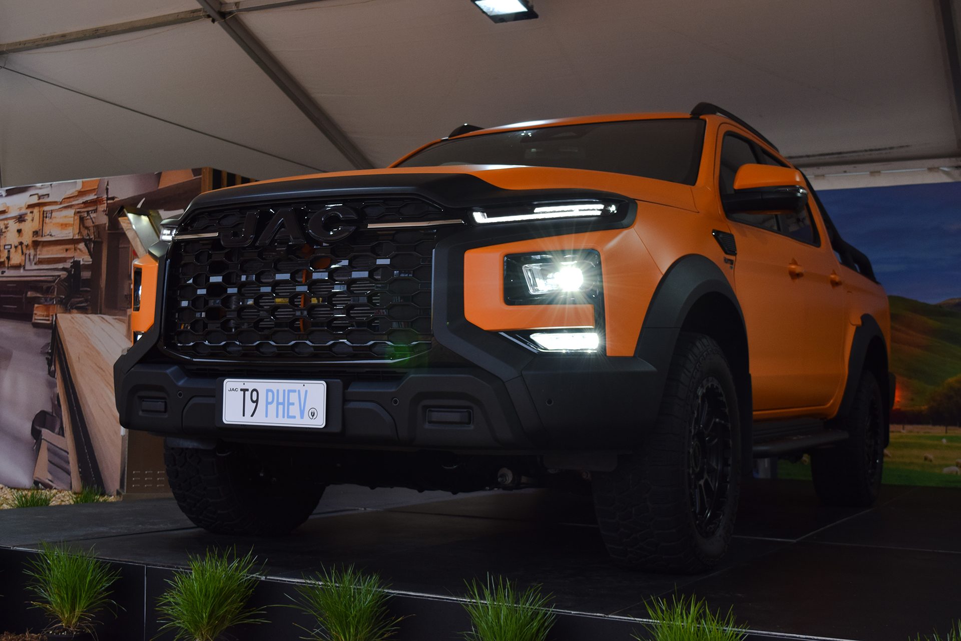 JAC T9 Hunter PHEV in orange with a black grille