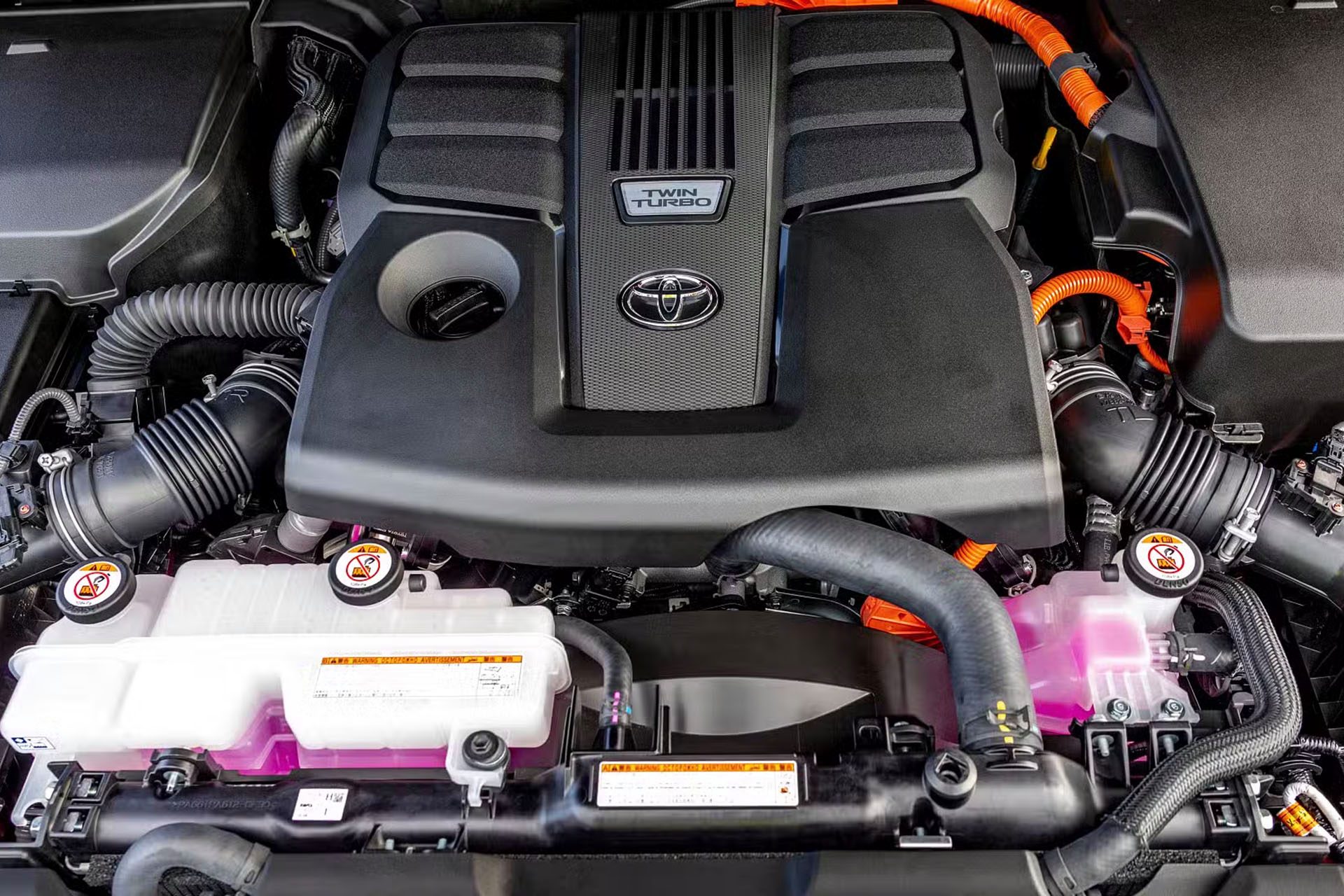 Land Cruiser hybrid engine