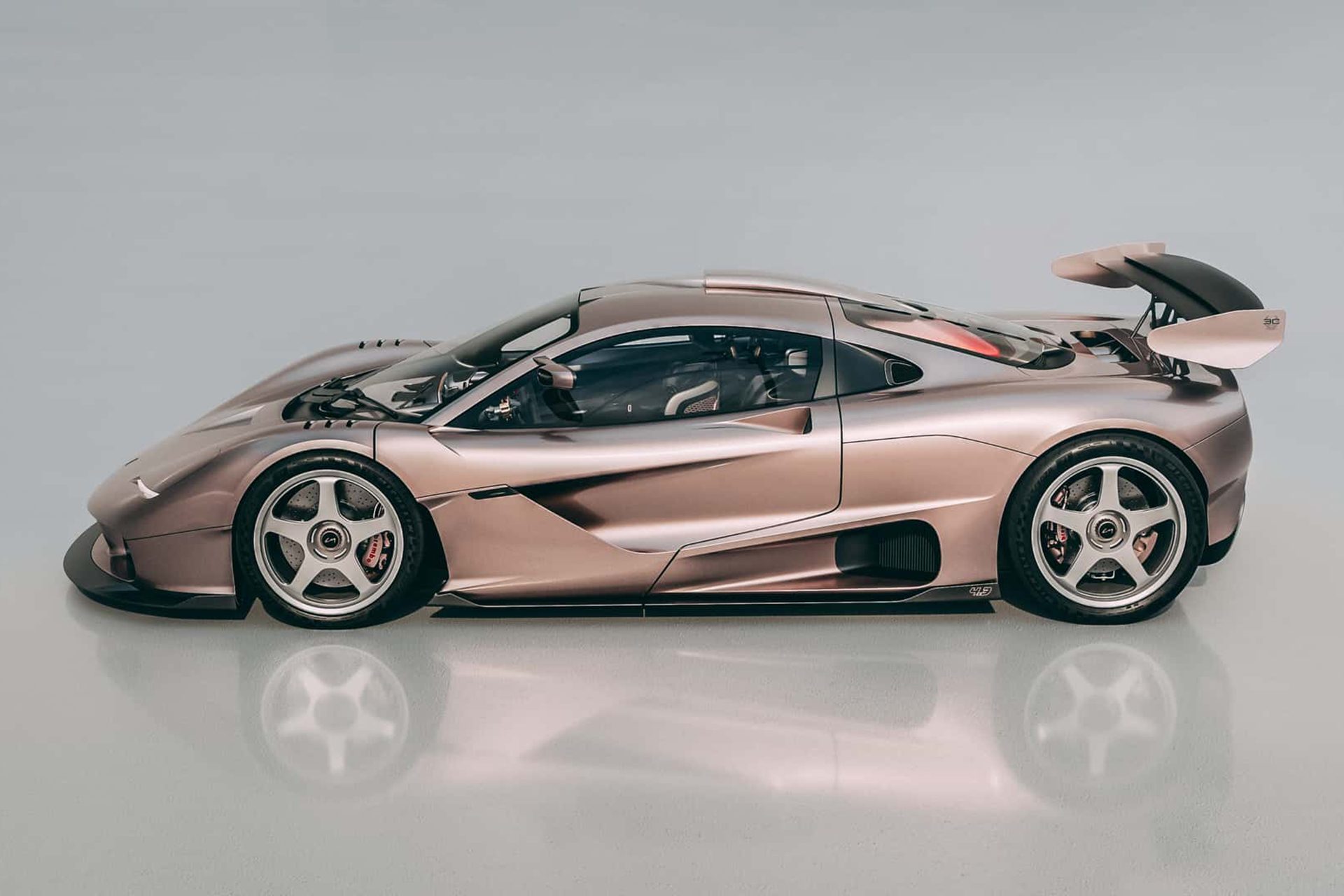 Gordon Murray S1 LM on white